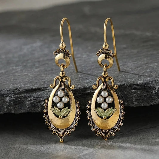 Vintage Water Drop Flower Pearl Earrings