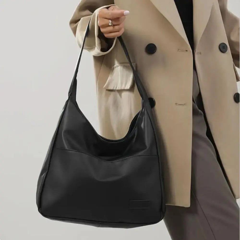 Gloria’s Everyday Luxury | Vintage Bag