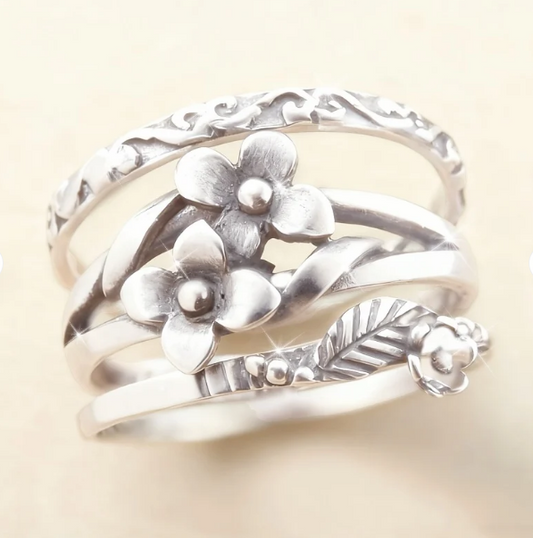 Bohemian Vintage Style Refined Floral Motif Ring