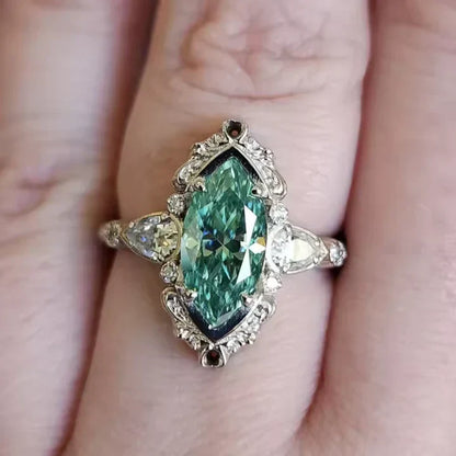 Vaelira Thornewyn Ring